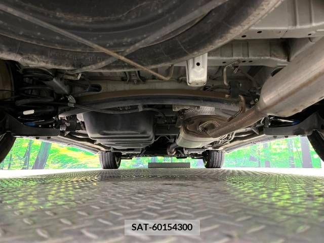 Toyota VELLFIRE 2013-12 246538-19
