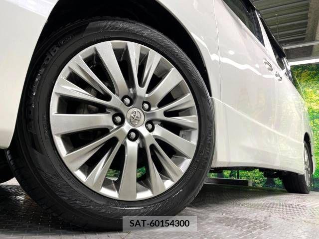 Toyota VELLFIRE 2013-12 246538-13