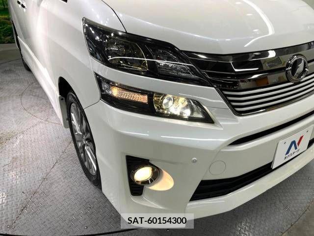 Toyota VELLFIRE 2013-12 246538-12