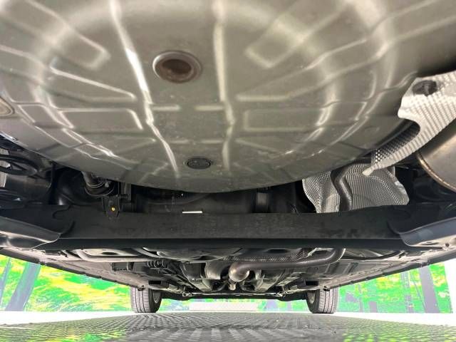 Nissan NOTE 2018-09 196774-19