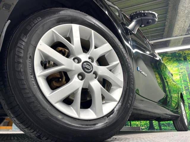 Nissan NOTE 2018-09 196774-13