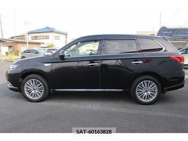 Mitsubishi OUTLANDER PHEV 2018-12 232034-9