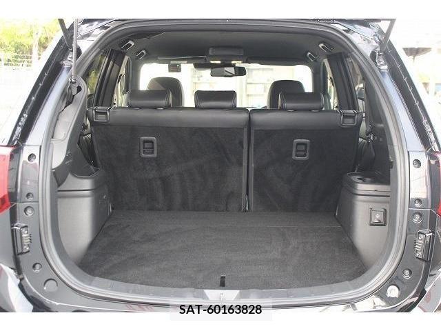 Mitsubishi OUTLANDER PHEV 2018-12 232034-17