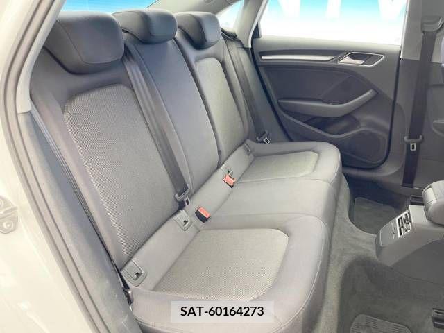 Audi A3 SEDAN 2017-01 356455-9