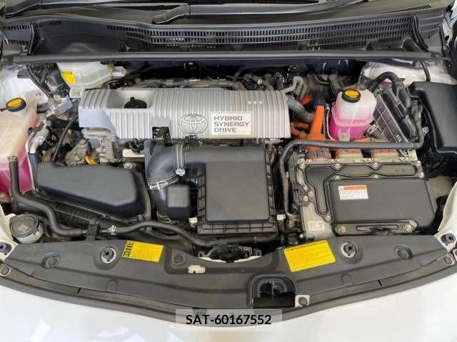 Toyota PRIUS 2014-01 329165-18