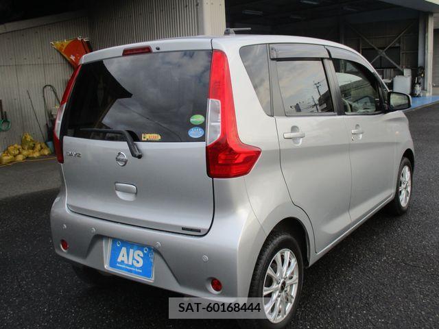 Nissan DAYZ 2018-11 220434-3