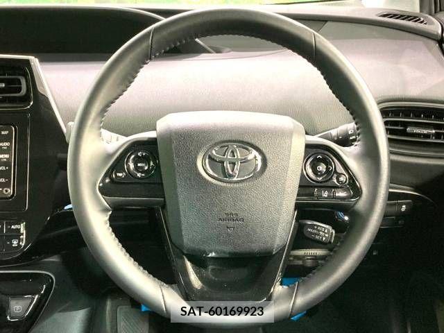 Toyota PRIUS 2021-06 322475-10