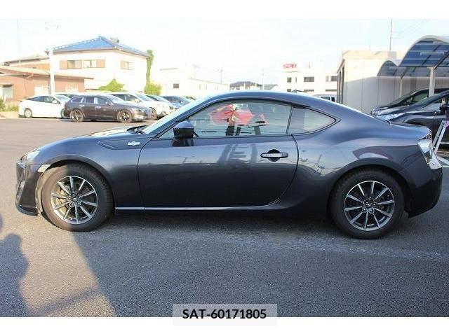 Toyota 86 2012-10 351782-9