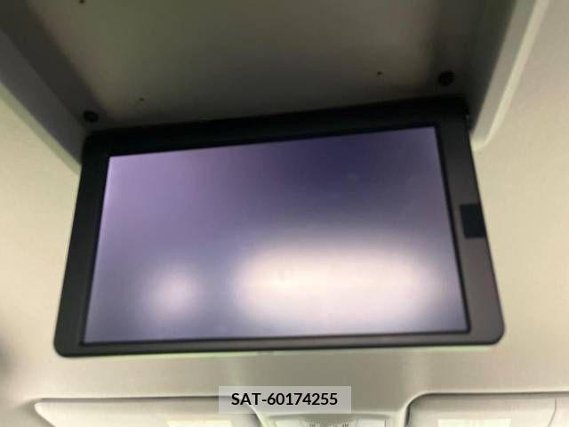 Nissan ELGRAND 2019-09 332288-4