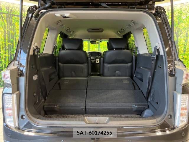 Nissan ELGRAND 2019-09 332288-11