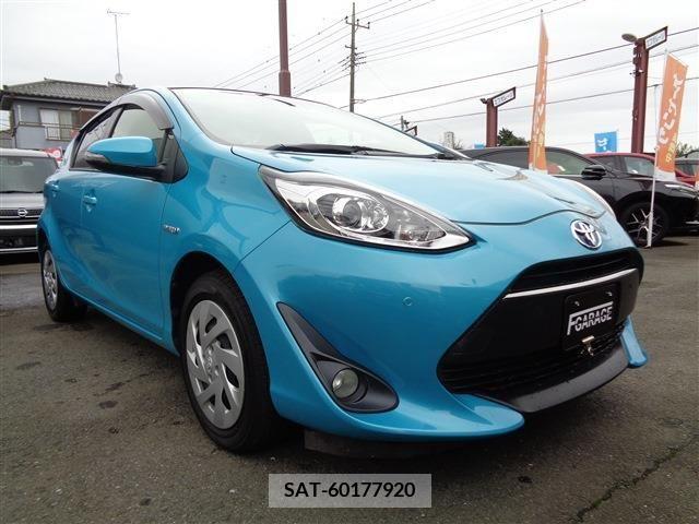 Toyota AQUA 2018-04 255551-1