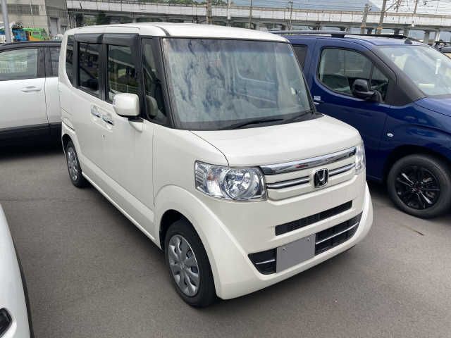 Honda N BOX 2017-05 6862-0