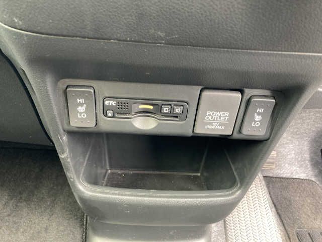 Honda N BOX 2017-05 6862-8