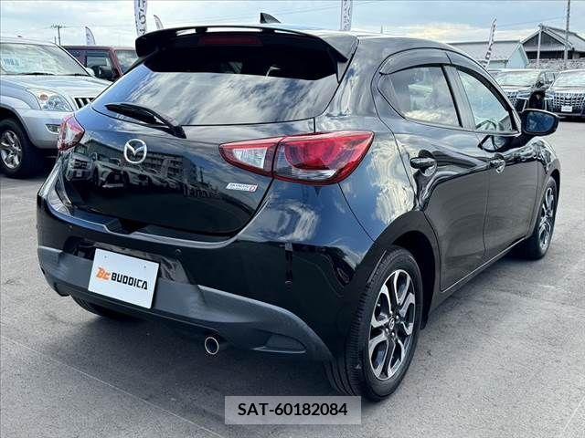 Mazda DEMIO 2018-10 328316-14