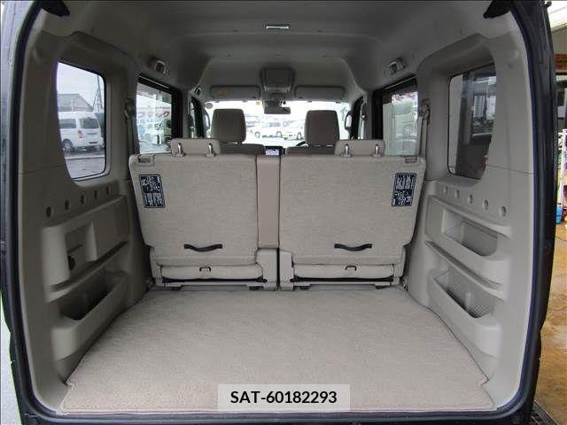 Suzuki EVERY WAGON 2015-04 221821-19