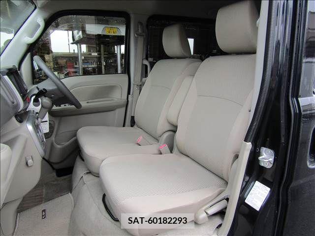 Suzuki EVERY WAGON 2015-04 221821-16