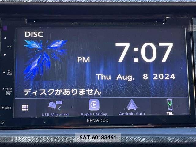 Toyota AQUA 2012-05 389348-19