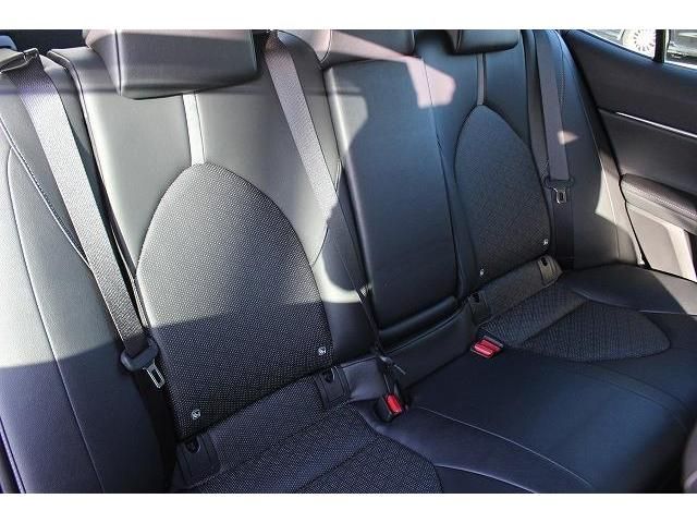 Toyota CAMRY HYBRID 2021-02 193242-13