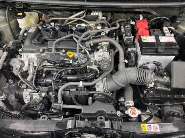 Toyota YARIS CROSS 2023-03 181581-18