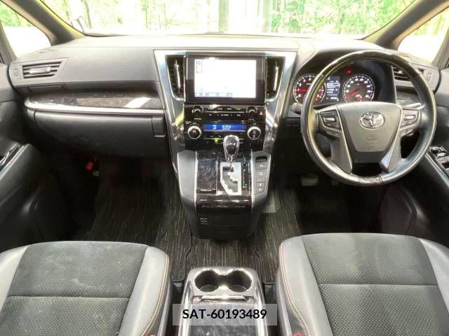 Toyota ALPHARD 2020-12 223695-1