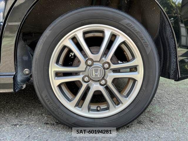 Honda N BOX CUSTOM 2017-03 364987-6