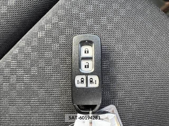 Honda N BOX CUSTOM 2017-03 364987-23