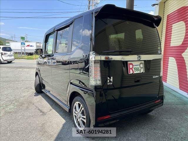 Honda N BOX CUSTOM 2017-03 364987-5
