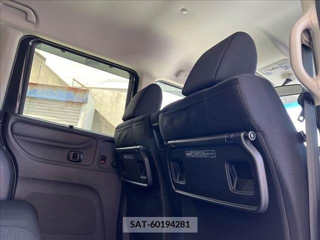 Honda N BOX CUSTOM 2017-03 364987-29