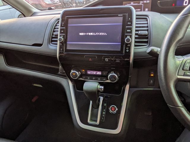 Nissan SERENA 2018-08 28835-7