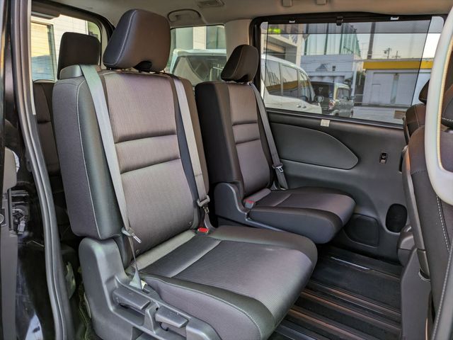 Nissan SERENA 2018-08 28835-4