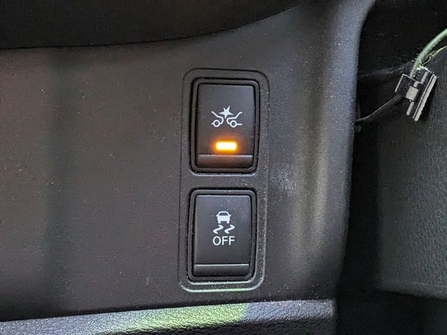 Nissan SERENA 2018-08 28835-13