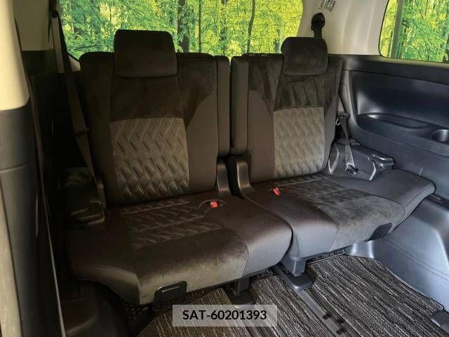 Toyota VELLFIRE 2018-12 332871-10