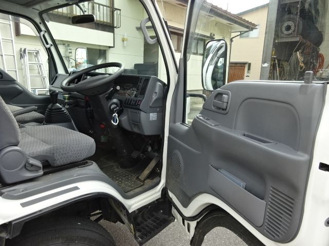 Isuzu ELF TRUCK 2019-08 8560-10