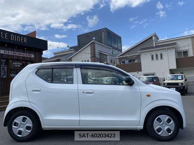 Suzuki ALTO 2018-01 285884-9