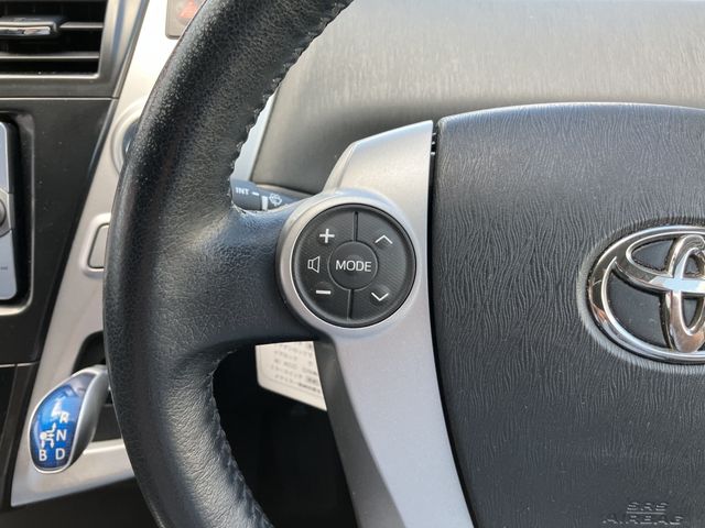 Toyota PRIUS ALPHA 2011-10 189763-13