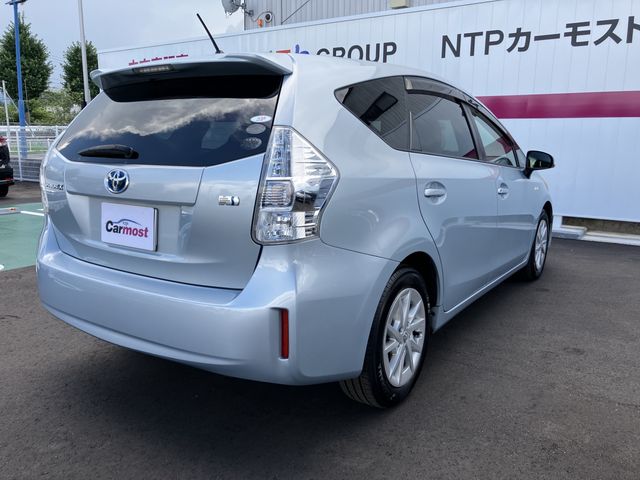 Toyota PRIUS ALPHA 2011-10 189763-4