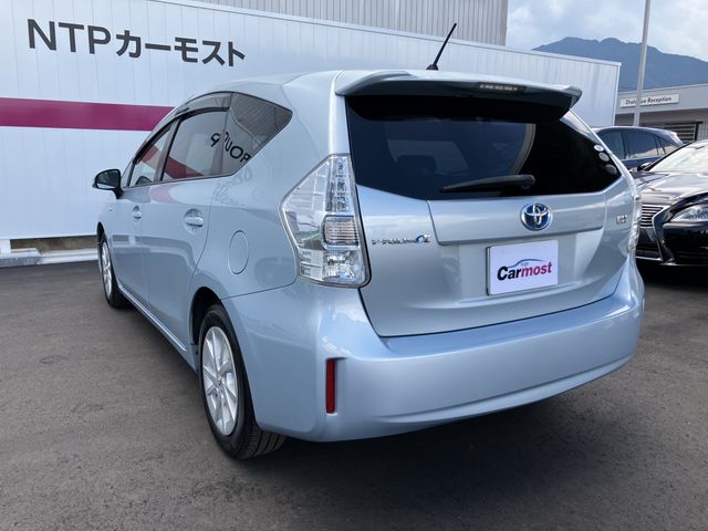 Toyota PRIUS ALPHA 2011-10 189763-6