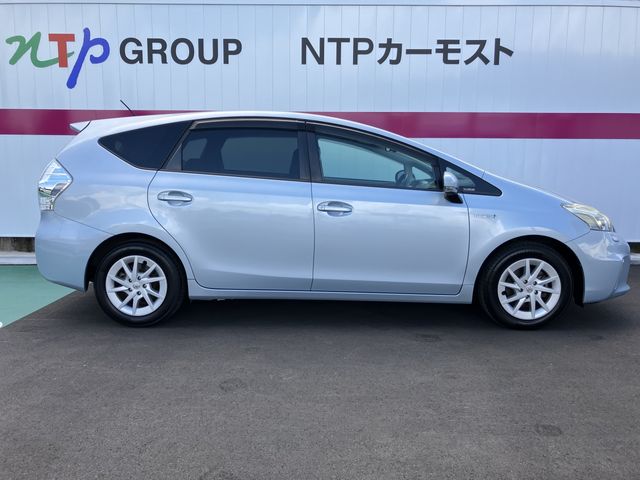 Toyota PRIUS ALPHA 2011-10 189763-3