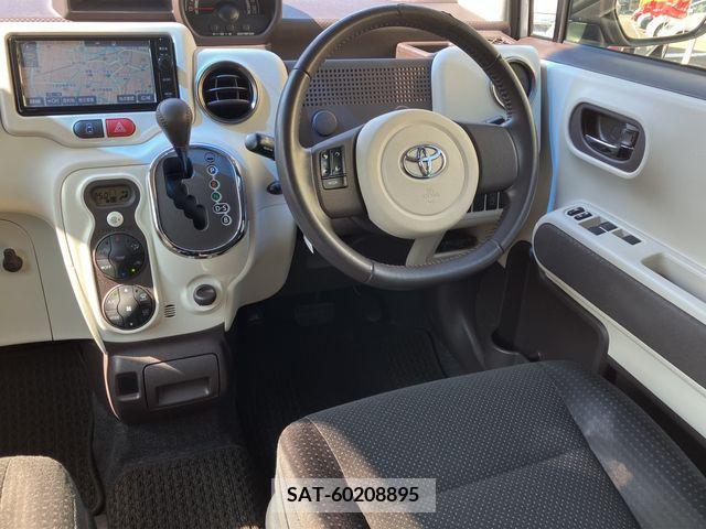 Toyota PORTE 2015-10 327611-11