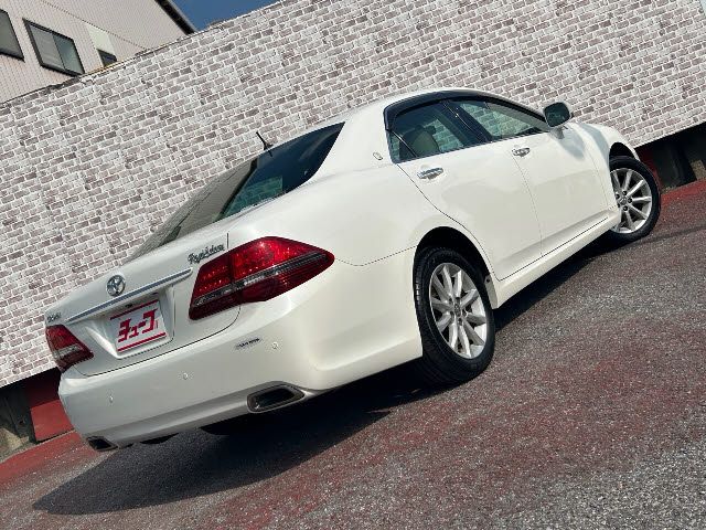 Toyota CROWN SEDAN 2009-01 5461-16