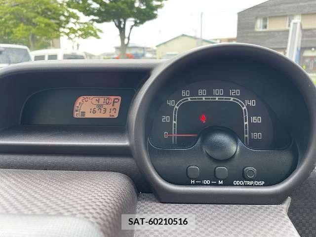 Toyota SPADE 2013-09 286053-4