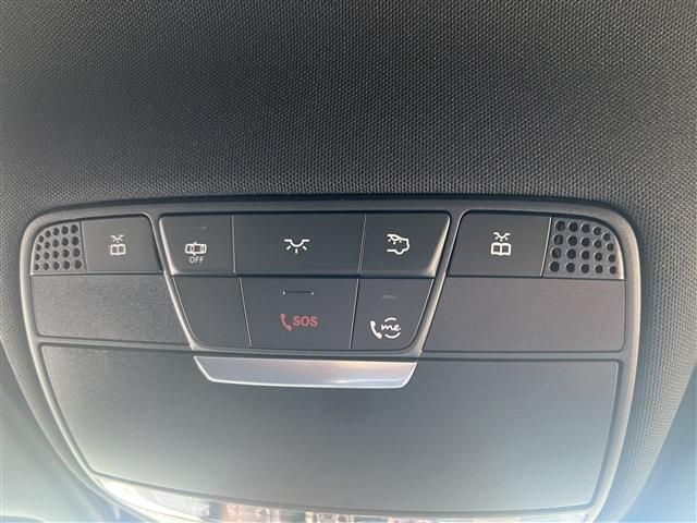 Mercedes Benz C-CLASS 2018-12 188270-10