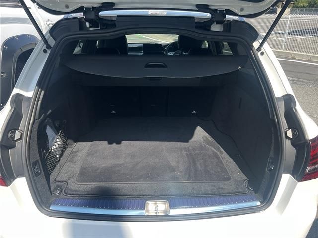 Mercedes Benz C-CLASS 2018-12 188270-6