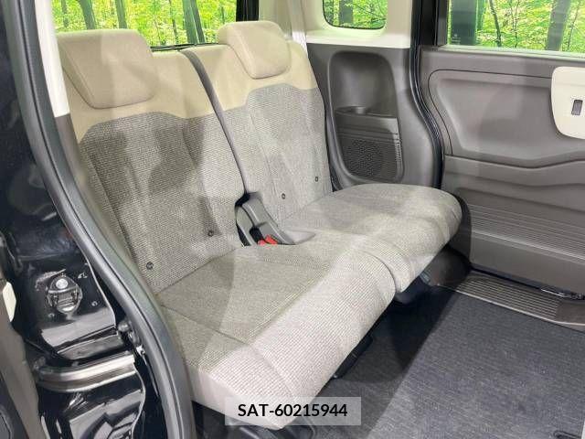 Honda N BOX 2022-11 217684-9