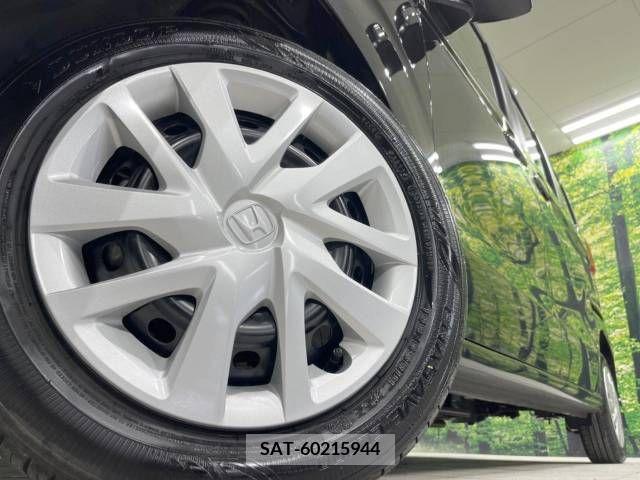 Honda N BOX 2022-11 217684-13