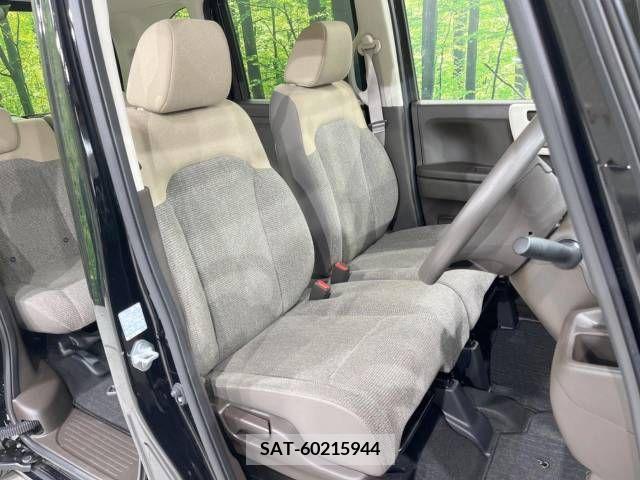 Honda N BOX 2022-11 217684-8