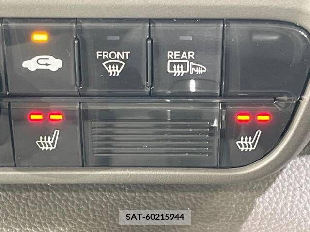 Honda N BOX 2022-11 217684-5