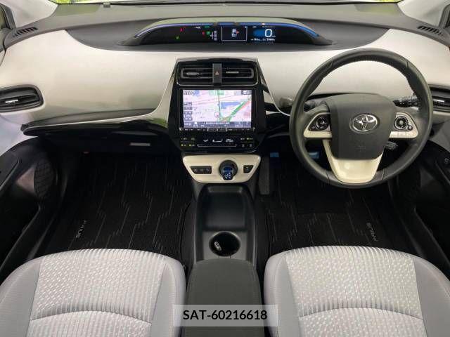 Toyota PRIUS 2016-03 281800-1