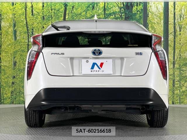 Toyota PRIUS 2016-03 281800-15