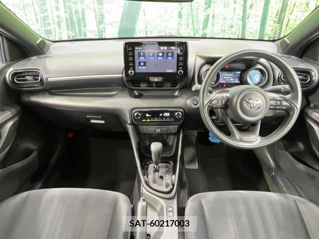 Toyota YARIS 2023-06 371403-1